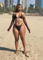 603990983: Chica busca chico en Barcelona