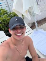 613637296: Chico busca chica en Las Palmas