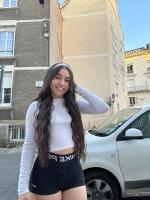 631507330: Chica busca chico en Barcelona