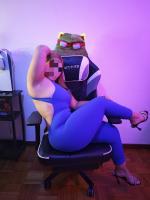 634433497: Chica busca chico en La Coruña