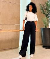 604939862: Chica busca chico en Madrid