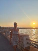 672977876: Chica busca chico en Alicante