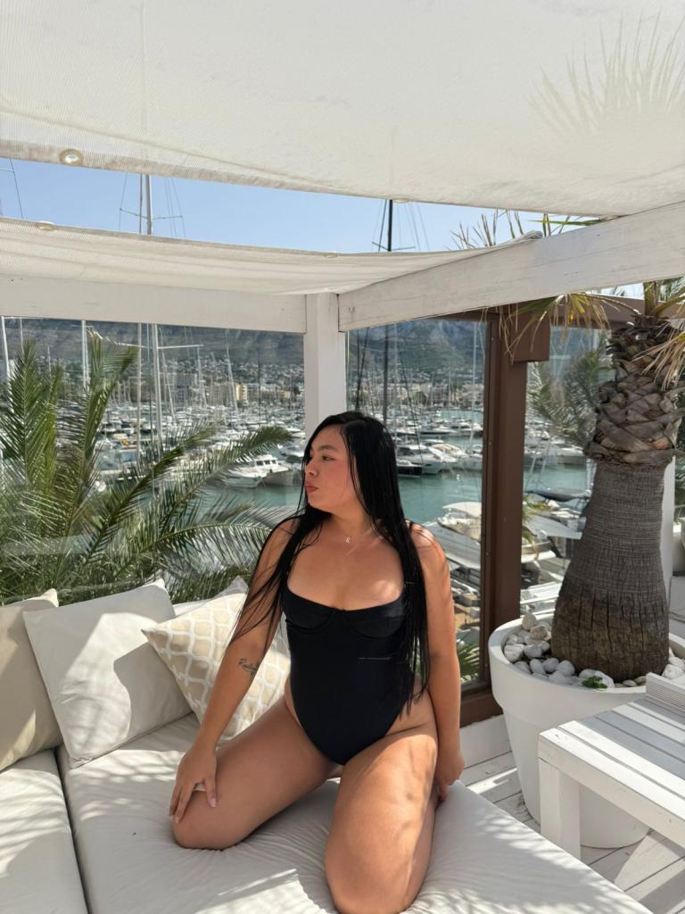 Chica busca chico en Valencia: Chica busca chico