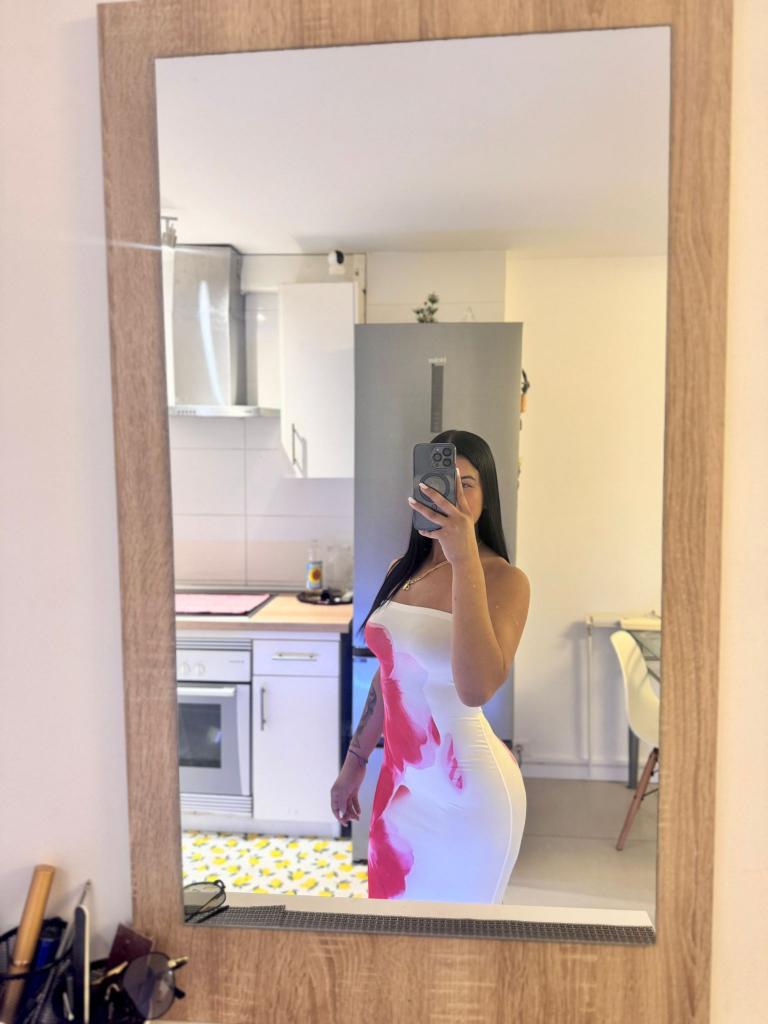 Chica busca chico en Tenerife: 