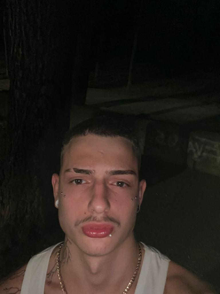 Chico busca chica en Alicante: 