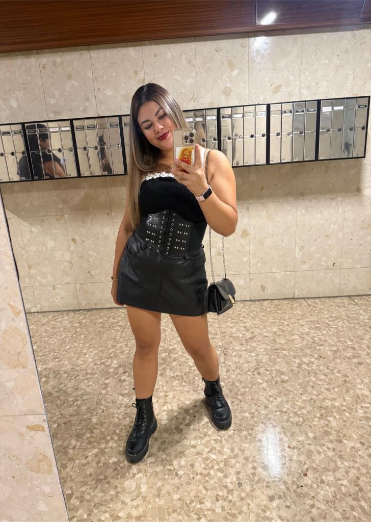 Chica busca chico en Barcelona: 