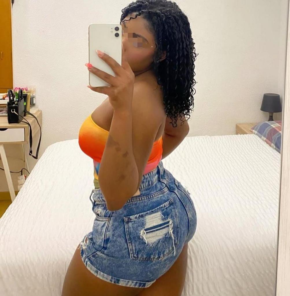 Chica busca chico en Pontevedra: 