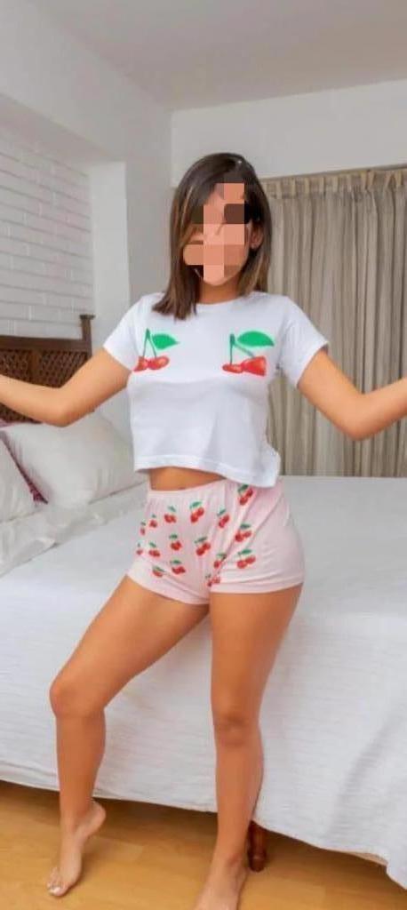 Chica busca chico en Tenerife: 