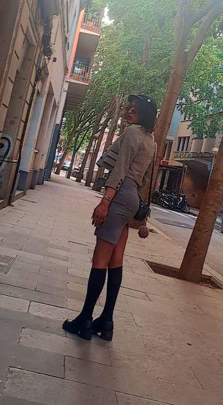618249021: Transexual en Barcelona
