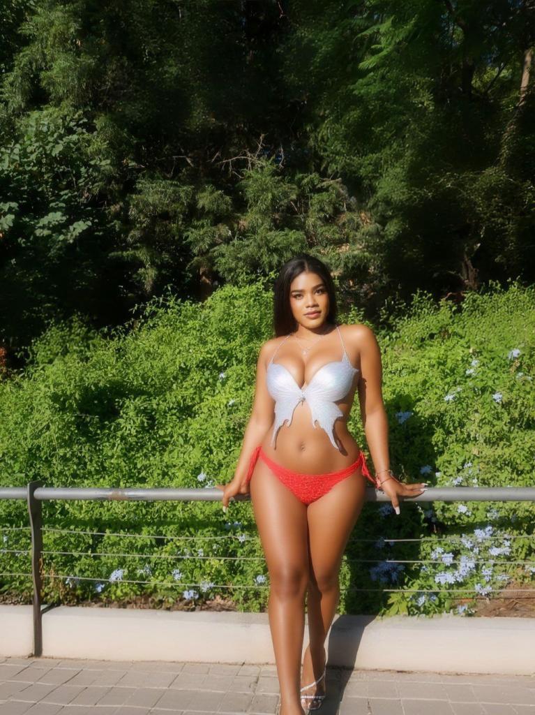 Chica busca chico en Valencia: 