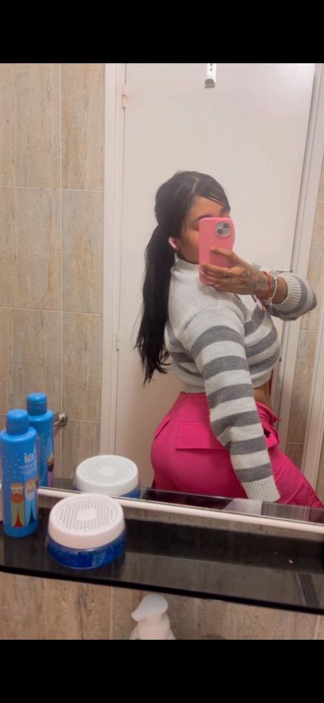 Chica busca chico en Granada: 