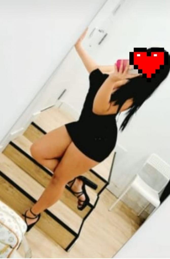 Chica busca chico en Granada: 