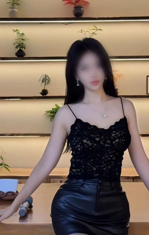 Chica busca chico en Gerona: 