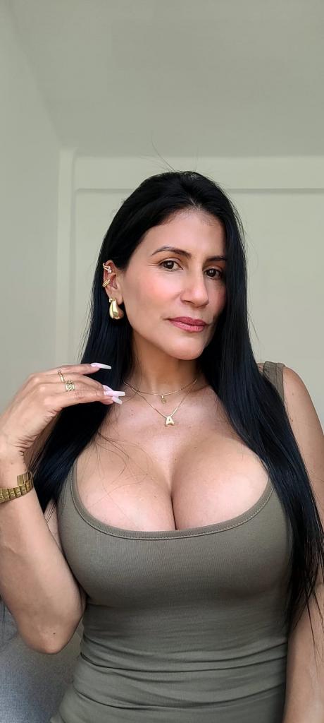 Chica busca chico en Barcelona: 