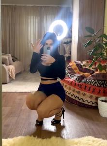 664016824: Chica busca chico en Almería