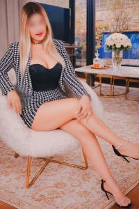 742086501: Chica busca chico en Orense