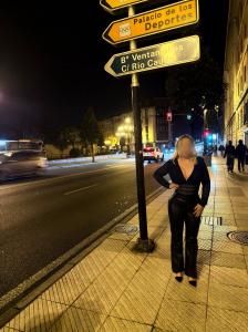 634280311: Chica busca chico en Lugo