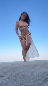 607673370: Chica busca chico en Barcelona