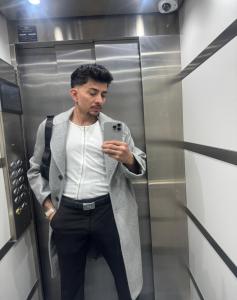 617950806: Chico busca chica en Madrid