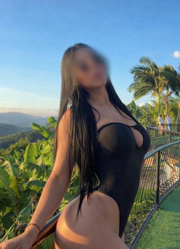 Chica busca chico en Granada: Chica busca chico
