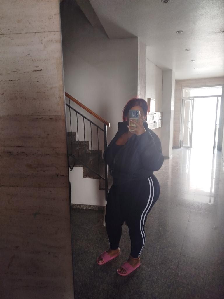 Chica busca chico en Almería: 