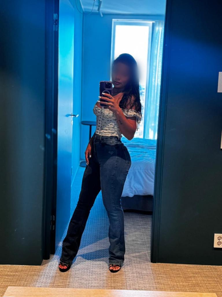 Chica busca chico en Barcelona: 