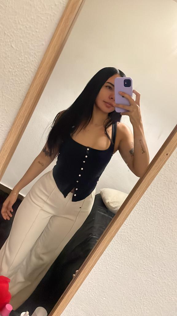 Chica busca chico en Cádiz: 