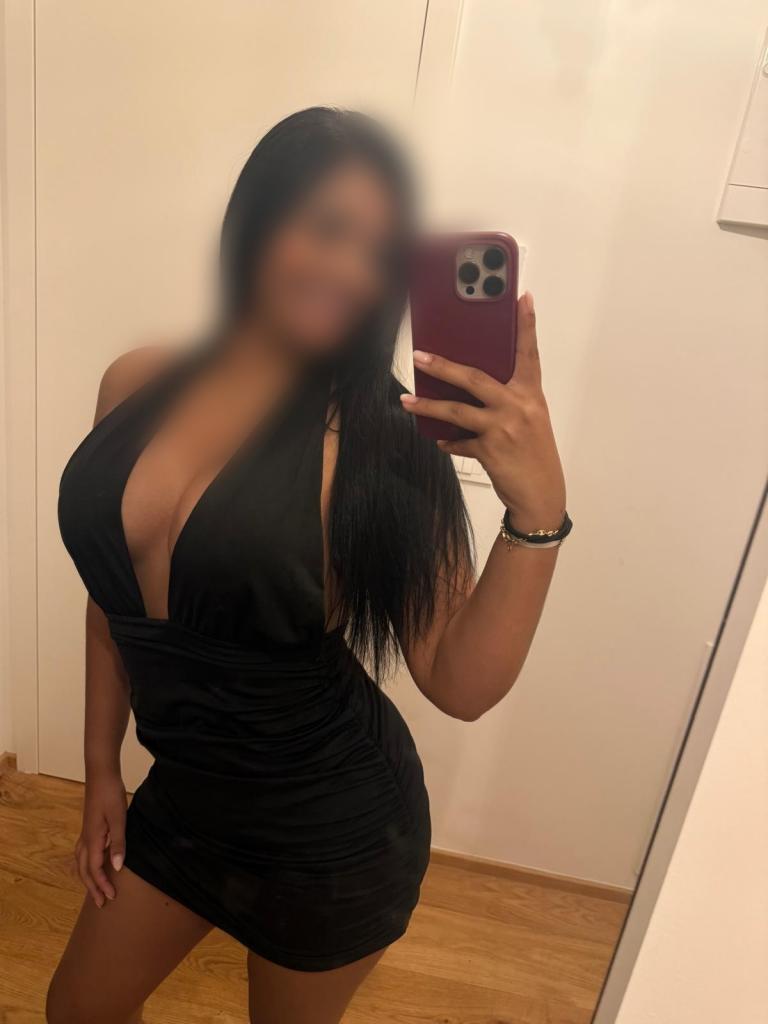 Chica busca chico en Granada: 