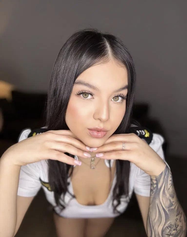 Chica busca chico en Ibiza: 