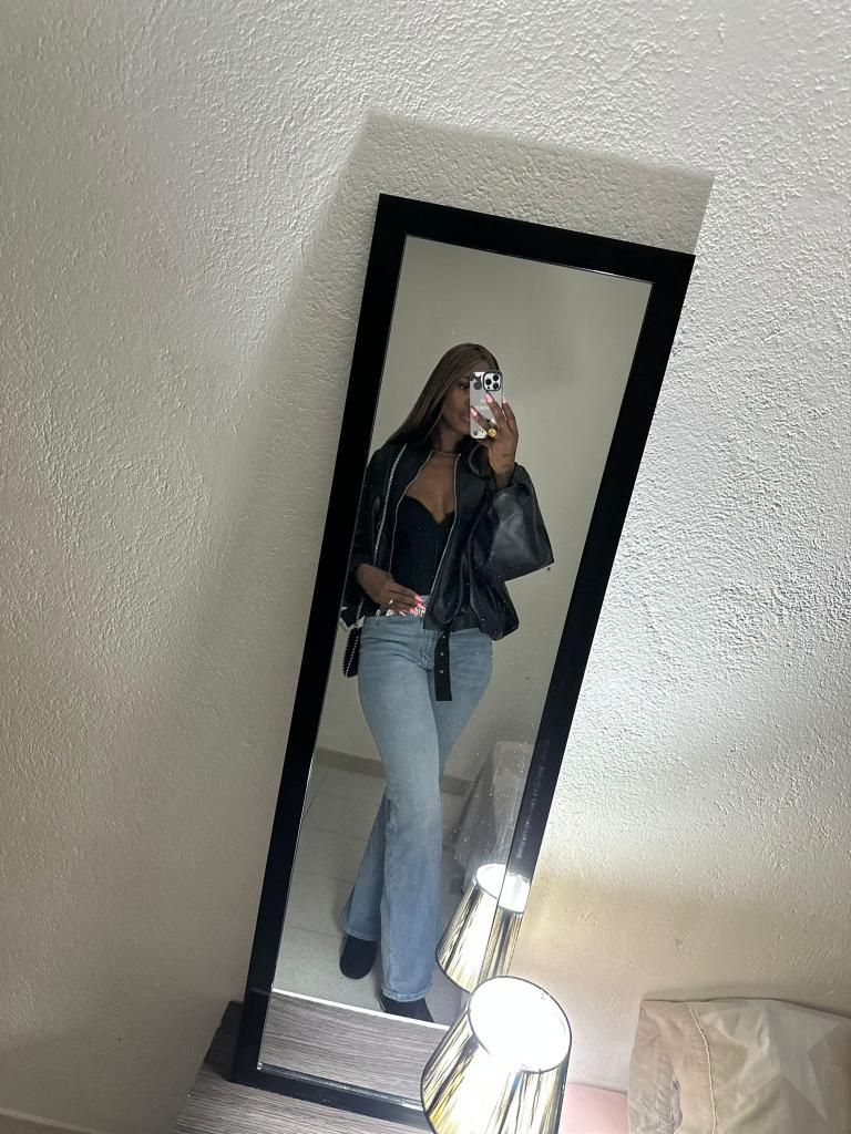 Chica busca chico en Gerona: 