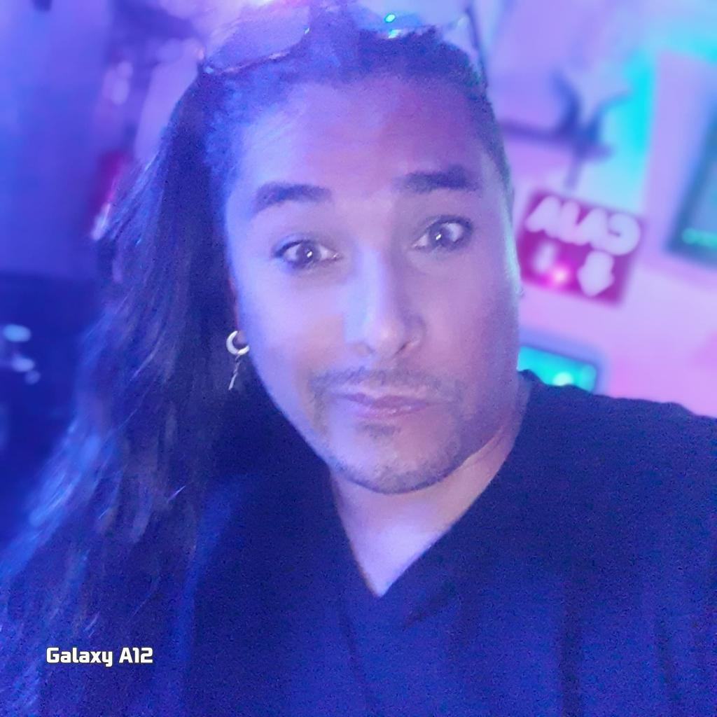 Chico busca chica en Murcia: 