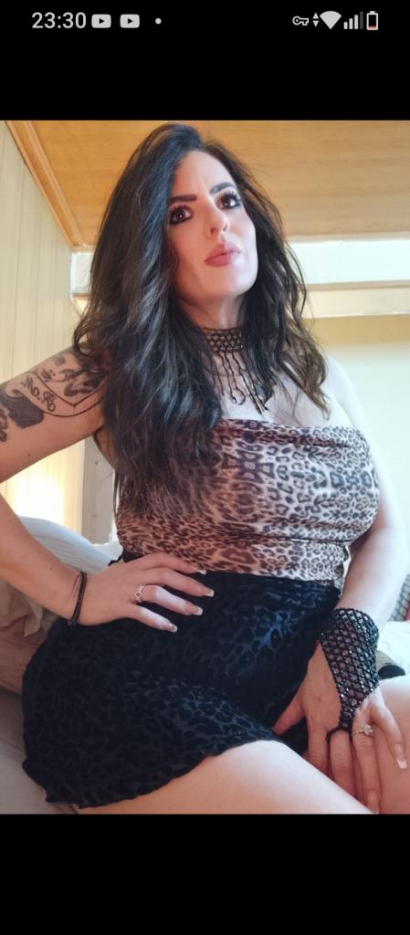 Chica busca chico en Murcia: 