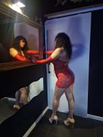 613779095: Chica busca chico en Madrid