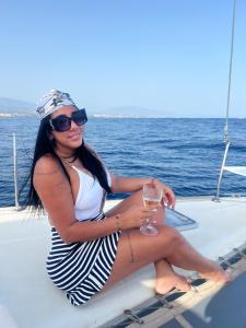 Chica busca chico en Almería: 