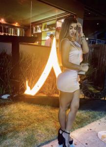 Chica busca chico en Huelva: 