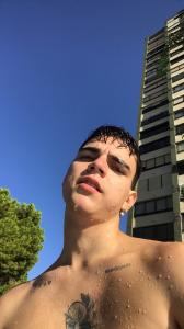 624931290: Chico busca chica en Valencia