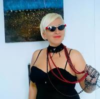 672107425: Chica busca chico en Alicante