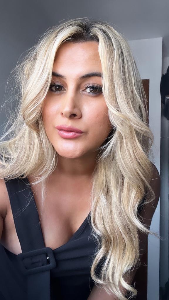 Chica busca chico en Málaga: Chica busca chico