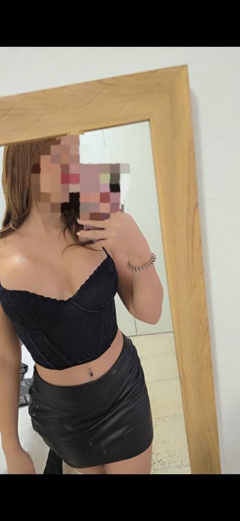 604391076: Chica busca chico en Cádiz