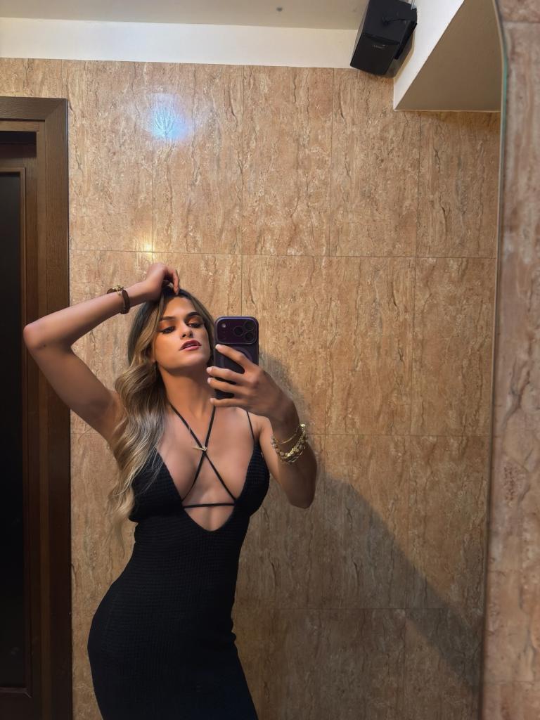 Chica busca chico en Tenerife: 