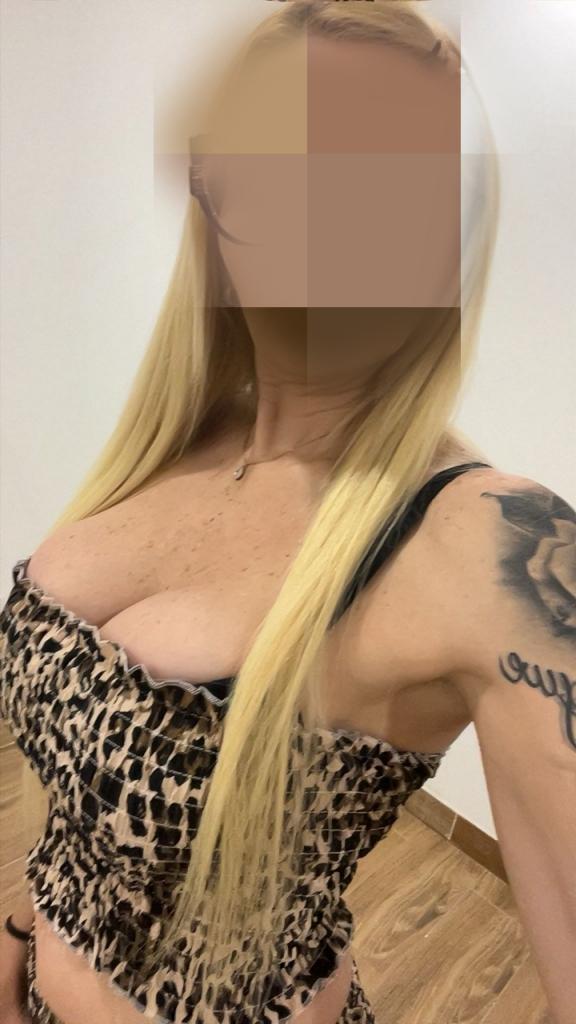 Chica busca chico en Tenerife: 