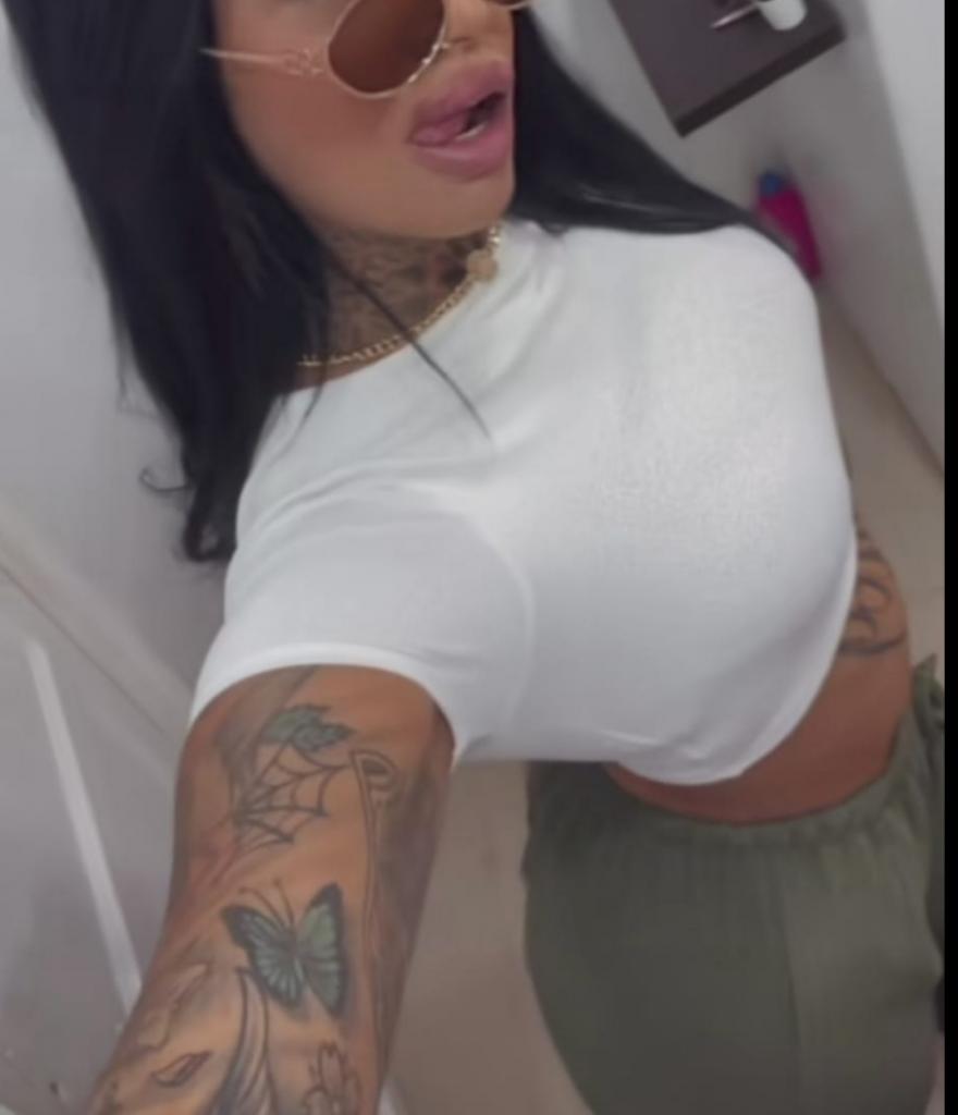 Chica busca chico en Sevilla: 