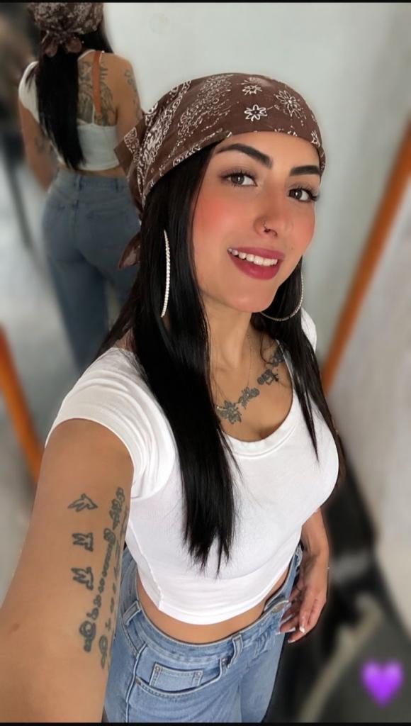 631799932: Chica busca chico en Cantabria