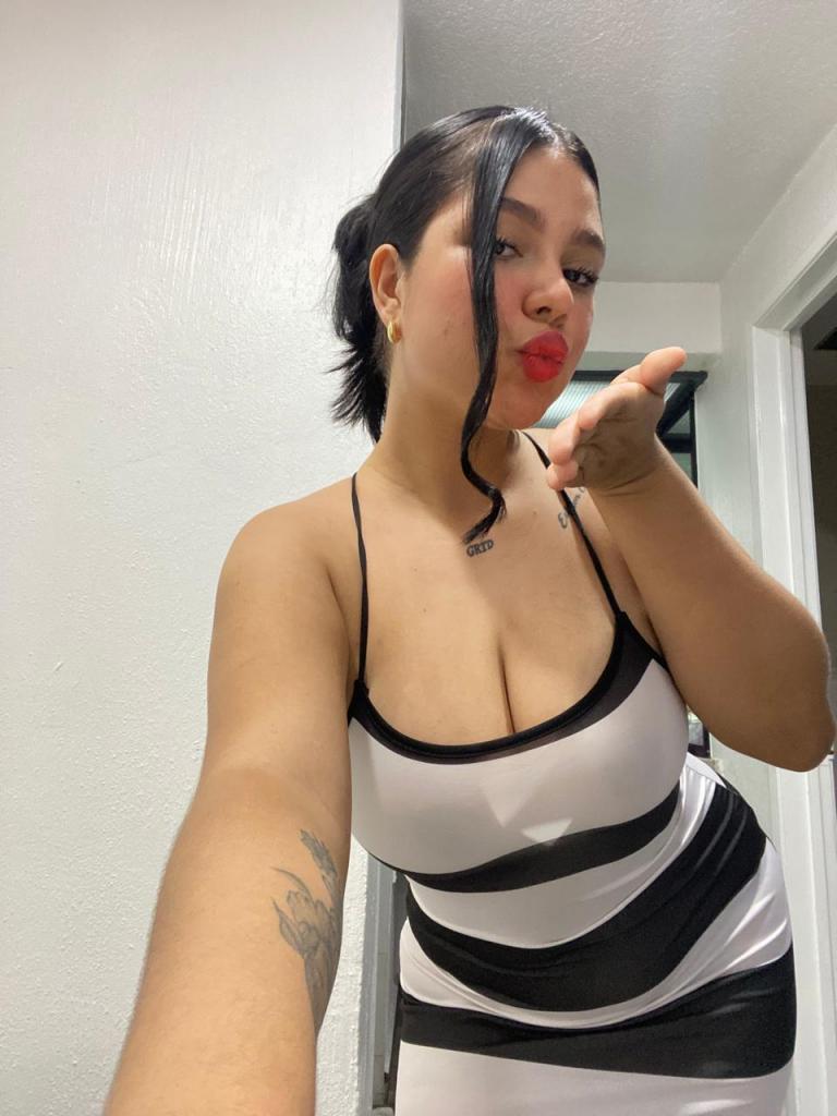 Chica busca chico en Málaga: Chica busca chico