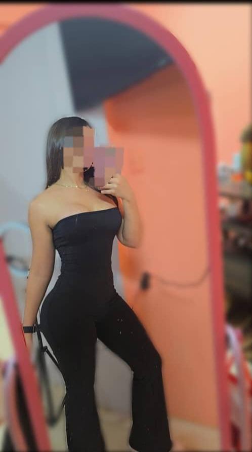604391076: Chica busca chico en Cádiz