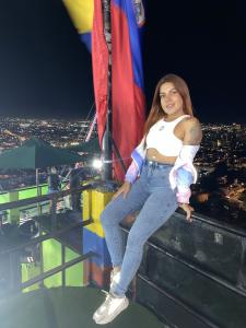 613200043: Chica busca chico en Alicante