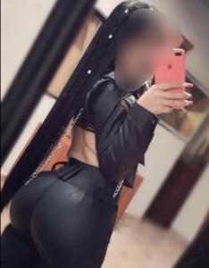 666845159: Chica busca chico en Navarra