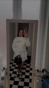 613543158: Chica busca chico en Valencia