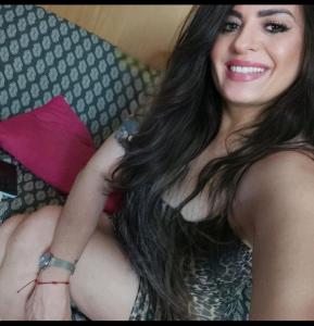 631858612: Chica busca chico en Murcia