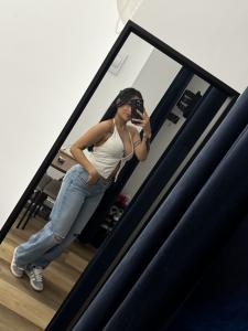 623548371: Chica busca chico en Valencia